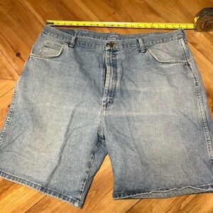 90s Wrangler Light Blue Jean Shorts for Men size 42
